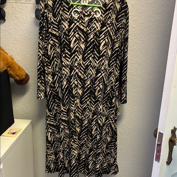 Anna Klein dress - Picture 1 of 3